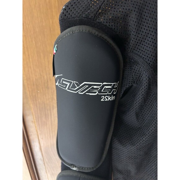 Slytech Slolum Protective Gear For Under Ski Jacket Size Small - Picture 4 of 8